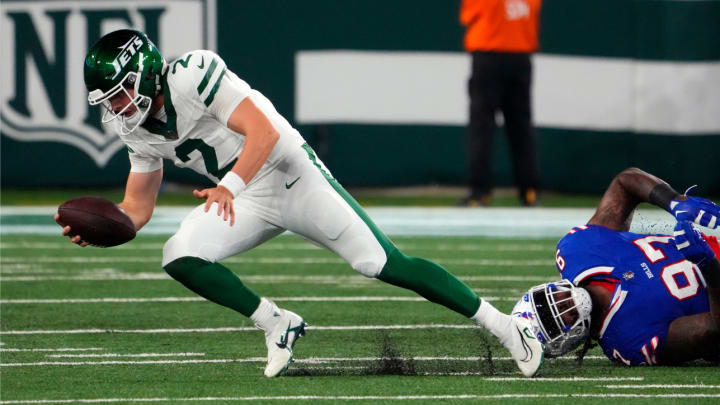 Peyton Manning Seemed So Annoyed Having to Watch Zach Wilson Play QB for Jets Peyton Manning Seemed So Annoyed Having to Watch Zach Wilson Play QB for Jets