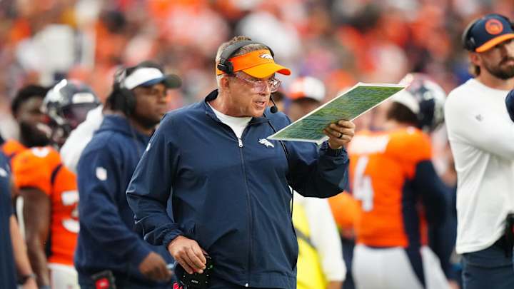 Payton Made the Wrong Decision on Broncos' Pivotal 4th-&-3 vs. Raiders