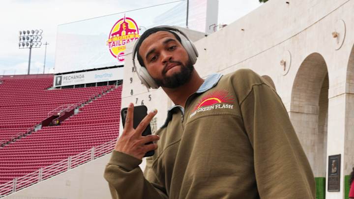 USC Football: Caleb Williams Takes Center Stage in Heisman House Commercial