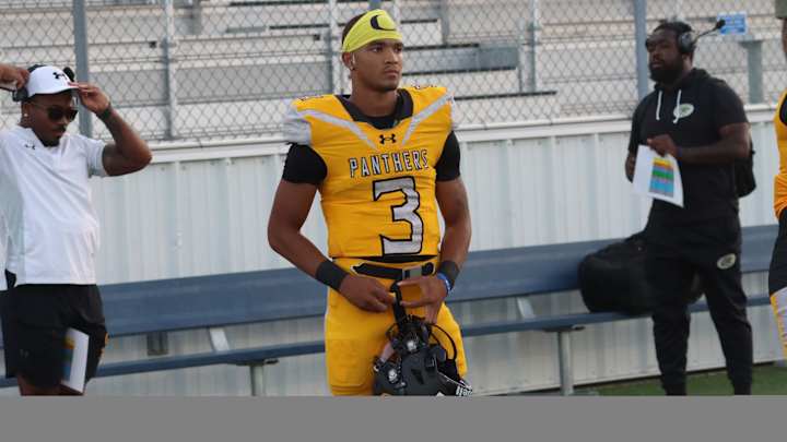 Oregon QB Commit Michael Van Buren Discusses Growth, Aim for Senior Season Oregon QB Commit Michael Van Buren Discusses Growth, Aim for Senior Season