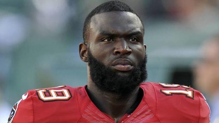 Mike Williams, Former Buccaneers Wide Receiver, Dies at 36