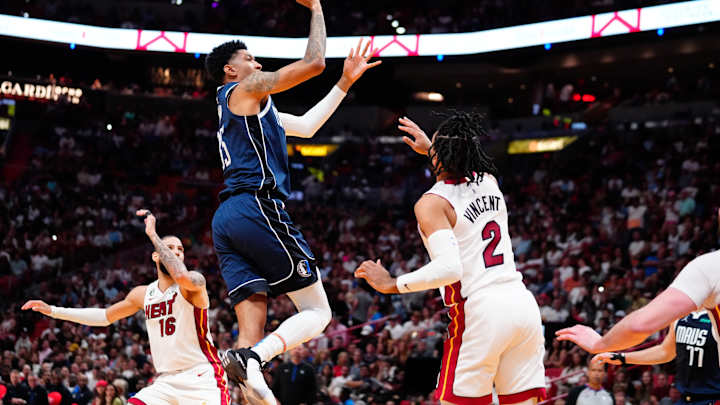 Lakers News: Free Agent Signee ‘Legitimate Threat’ To Close Games For LA This Season