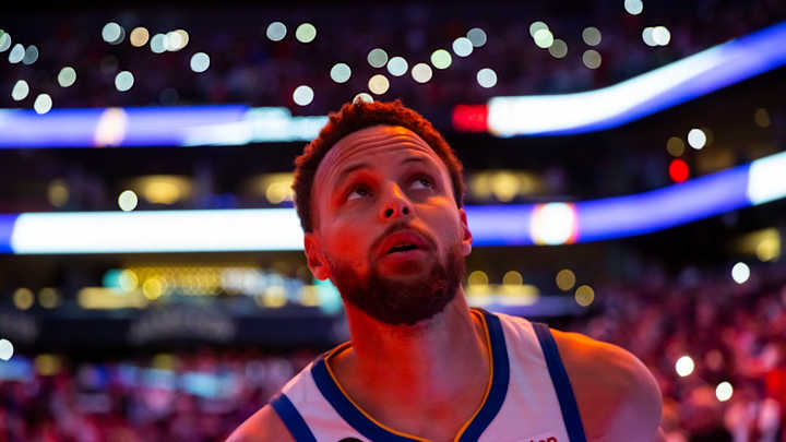 Steph Curry's Bold Text to Teammate Revealed