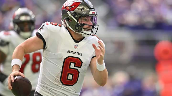 Texas Rangers Fan Baker Mayfield Doesn't Cheat, Steal Signs Like Astros