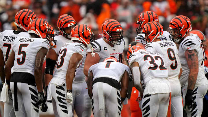 Watch: Joe Burrow Calls Plays Against Buffalo Bills