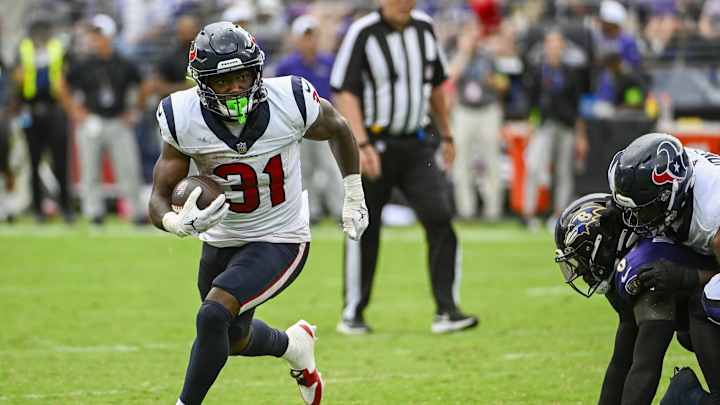 Colts Behind Enemy Lines: Texans RB Dameon Pierce Colts Behind Enemy Lines: Texans RB Dameon Pierce