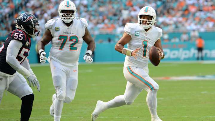 Tua Tagovailoa Retells Hilarious Story About Leaving Teammate Stranded on Side of Road