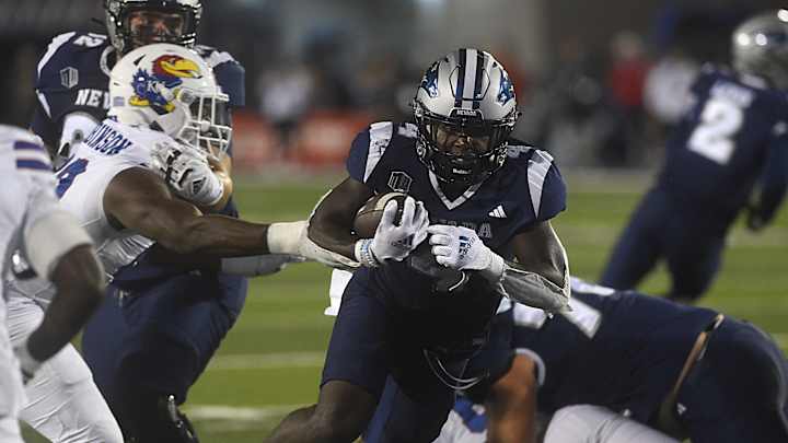 Hawking Points: Kansas Holds Off Nevada 31-24 Hawking Points: Kansas Holds Off Nevada 31-24