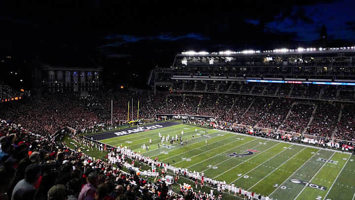 Look: UC Football Reveals Game Time For Baylor Matchup