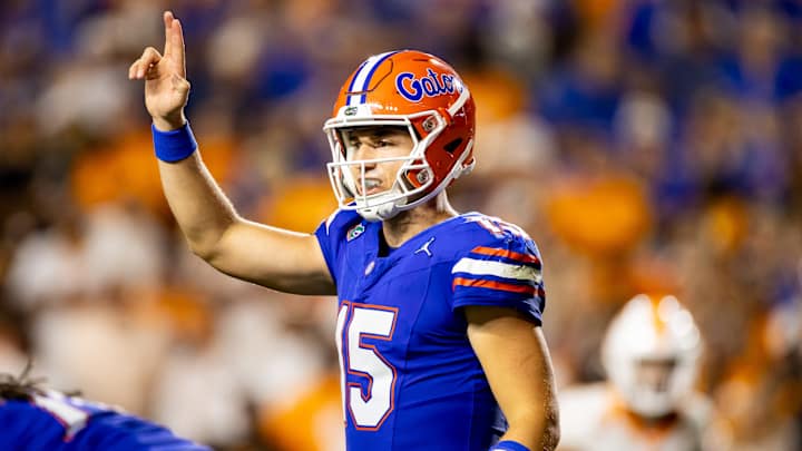 Florida Bests Tennessee, Extends Home Winning Streak