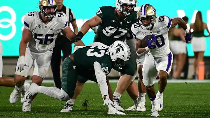 Rogers' Freshman RB Debut as Productive as Any at UW in Decades