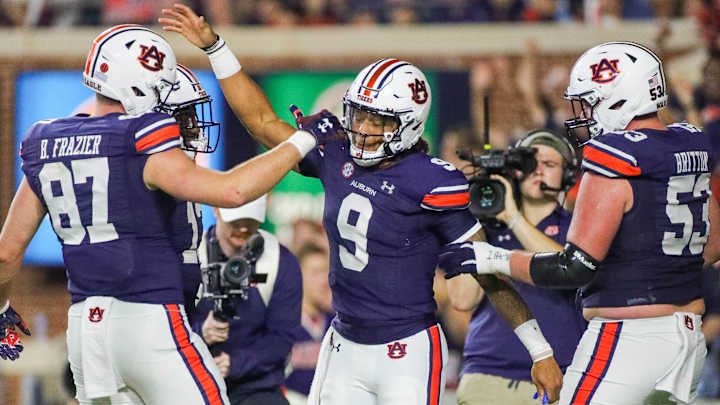 Which SEC teams remain undefeated heading into week four? Which SEC teams remain undefeated heading into week four?