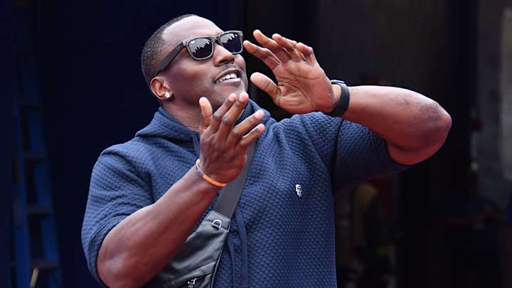 Bills Legend Takeo Spikes Rips Team Over Awful Seats After Pre-Game Honor Bills Legend Takeo Spikes Rips Team Over Awful Seats After Pre-Game Honor