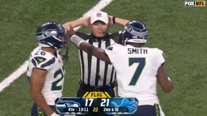 Seahawks' Geno Smith More Viral Audio: 'Talking to America Here!'