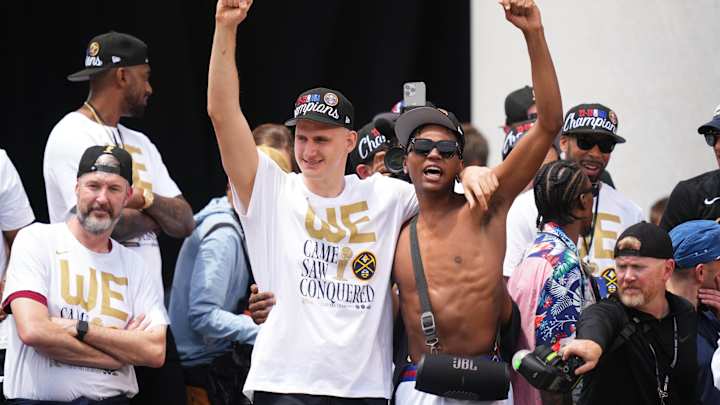 WATCH: Nuggets Champion Gets Ovation at Denver Broncos Game