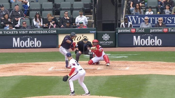 White Sox’ Dylan Cease Freezes Jorge Polanco With Beautiful 69-MPH Changeup