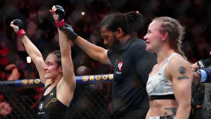 Brendan Schaub Poses Strong Question To Noche UFC Judge Who Gave Alexa Grasso 10-8 Round Brendan Schaub Poses Strong Question To Noche UFC Judge Who Gave Alexa Grasso 10-8 Round