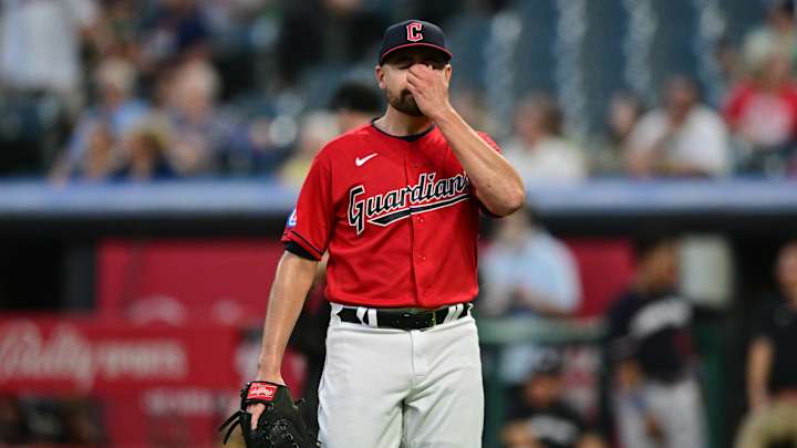 Miami Marlins Pick Up Useful Veteran as Playoff Push Reaches Fever Pitch