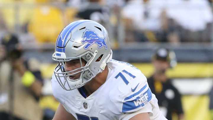 Buccaneers Sign Former Detroit Lions Offensive Lineman To The Practice Squad