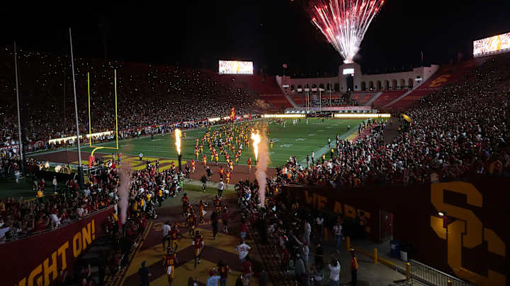 USC News: LA City Commission Gives School Green Light To Construct Fresh Stadium