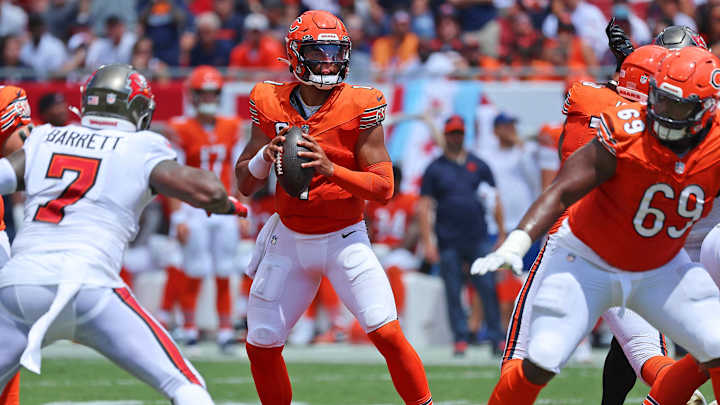 Removing Restraints from Justin Fields' Game Removing Restraints from Justin Fields' Game