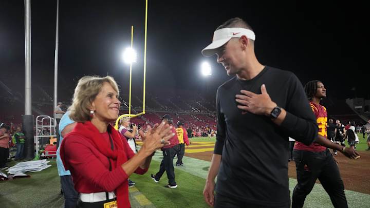 USC Football: Lincoln Riley Defiant In Wake Of Beat Reporter Suspension USC Football: Lincoln Riley Defiant In Wake Of Beat Reporter Suspension