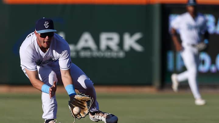 Son of Houston Astros' Legend Could Become Replacement For Franchise Star Son of Houston Astros' Legend Could Become Replacement For Franchise Star