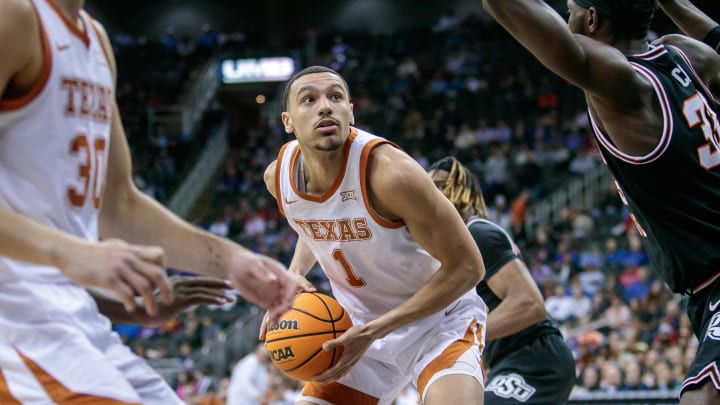 Longhorns Dealing with Injury Questions as Season Looms