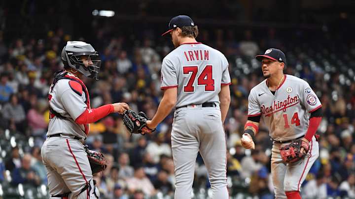 WATCH: Atlanta puts up five runs on six consecutive hits in the 3rd inning