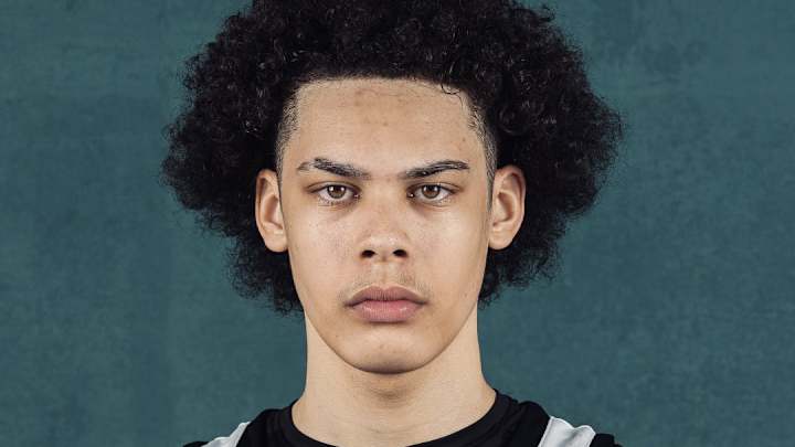 2025 Forward Aleks Alston Taking Unofficial Visit to Indiana