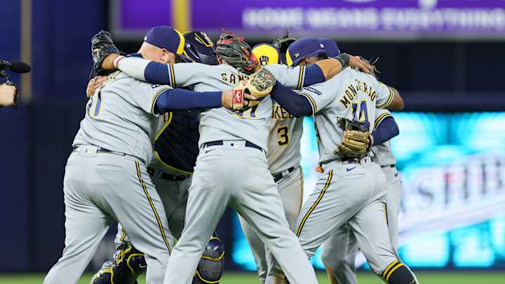 Milwaukee Brewers Blow Out Miami Marlins to Clinch 5th Playoff Spot in Last 6 Seasons