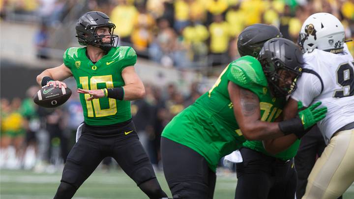Halftime Thoughts: No. 10 Oregon Ducks Destroying No. 19 Colorado Buffaloes 35-0