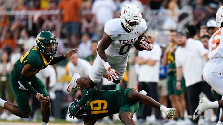 Longhorns Smack Baylor in Waco, Win Big 12 Opener