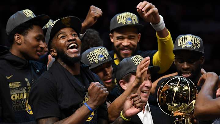 Warriors Champion Signs With Eastern Conference Team