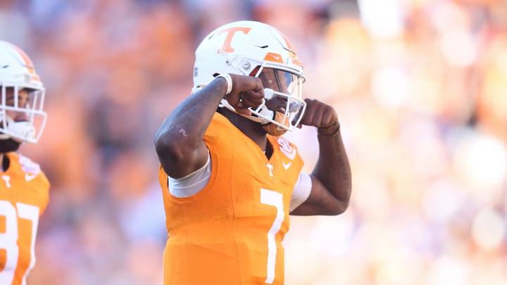 Vols Offense Sparks in UTSA Win