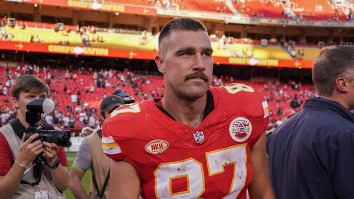 Travis Kelce’s Jersey Sales Spike After Taylor Swift Appearance at KC Chiefs Game
