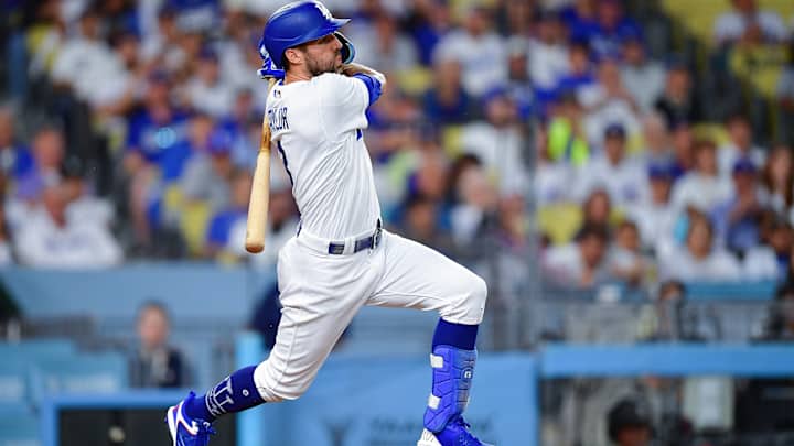 Dodgers Highlights: Chris Taylor Plays Hero as LA Walks Off on Giants Dodgers Highlights: Chris Taylor Plays Hero as LA Walks Off on Giants