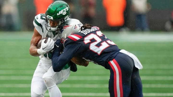 Roaring Rookie: Patriots' Christian Gonzalez Shuts Down Jets' Garrett Wilson Roaring Rookie: Patriots' Christian Gonzalez Shuts Down Jets' Garrett Wilson
