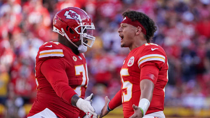 KC Chiefs' Andy Reid, Patrick Mahomes Call Out Officials for Jawaan Taylor Penalties vs. Chicago Bears