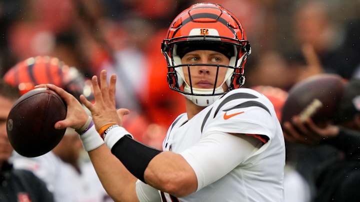 Addressing Bengals' Dilemma: Should Joe Burrow Start Against Rams on Monday Night?