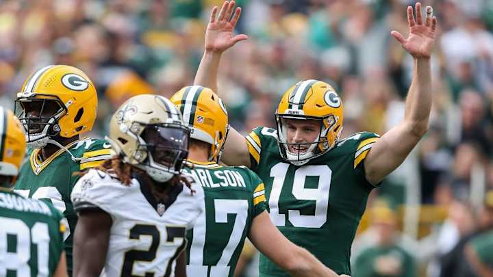 Packers’ Anders Carlson Delivers Game-Winning Kick Against Saints Packers’ Anders Carlson Delivers Game-Winning Kick Against Saints