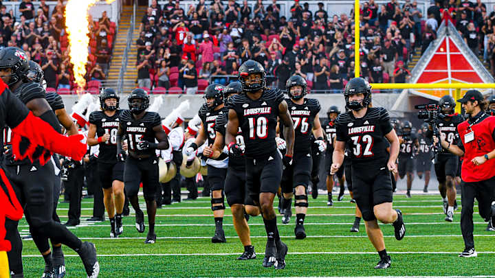 Louisville Preparing for 'Hostile Environment' at NC State in First True Road Game