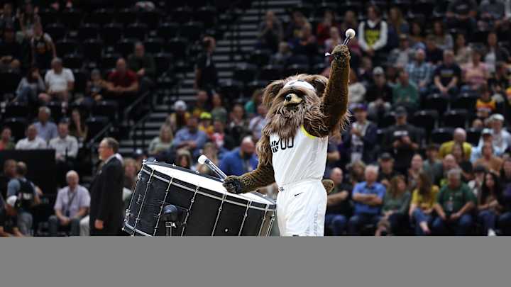 Jazz Officially Release Classic Edition Uniforms for 2023-24 NBA Season Jazz Officially Release Classic Edition Uniforms for 2023-24 NBA Season