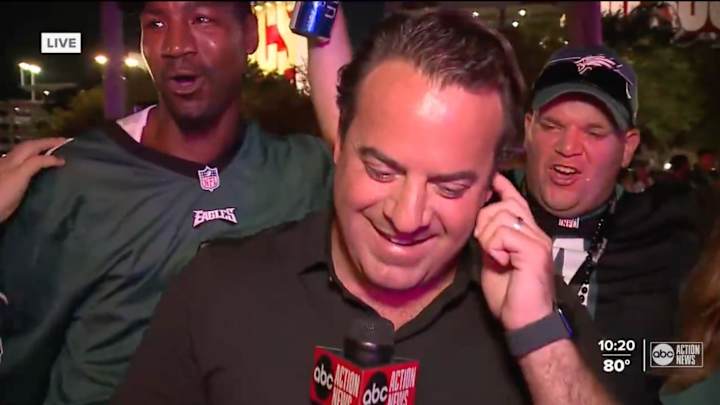 Eagles Fans Turned Tampa Reporter’s Live Shot After ‘MNF’ Into a Total Mess