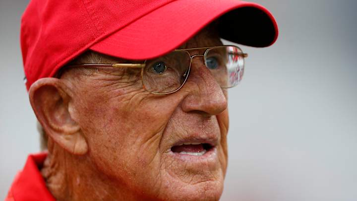Lou Holtz Doubles Down on Ohio State Criticism Lou Holtz Doubles Down on Ohio State Criticism