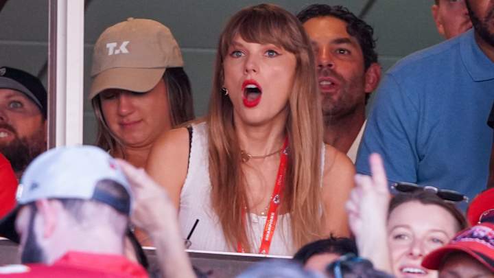 Taylor Swift is Attending Week 7 Chargers-Chiefs Game, Confirmed by a Bernie Kosar Selfie