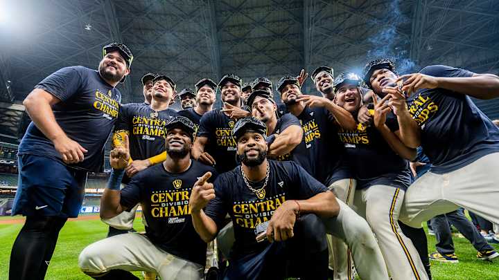 Milwaukee Brewers Become Latest Team to Clinch Division Title in National League