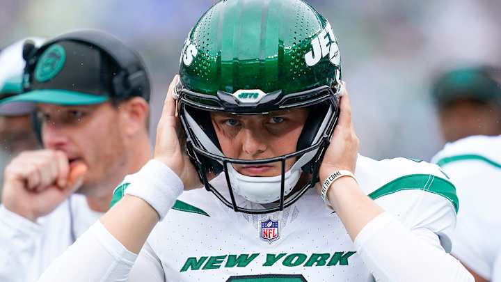 Jets’ Zach Wilson Says Offense Is Out to Prove Joe Namath Wrong