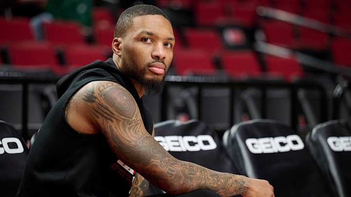 Damian Lillard Shares Heartfelt Message for Blazers Fans After Bucks Trade