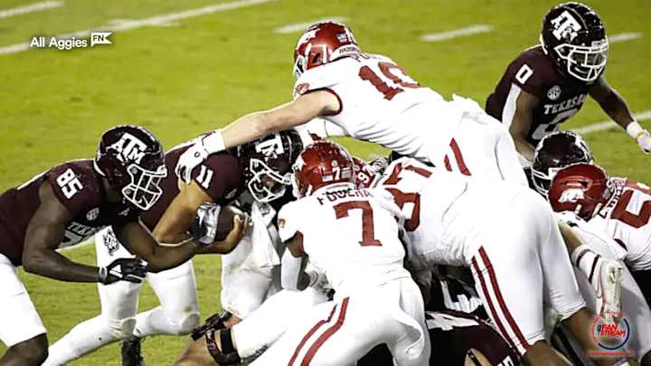 Texas A&M Aggies Lead Arkansas Razorbacks 34-22: Live Game Updates
